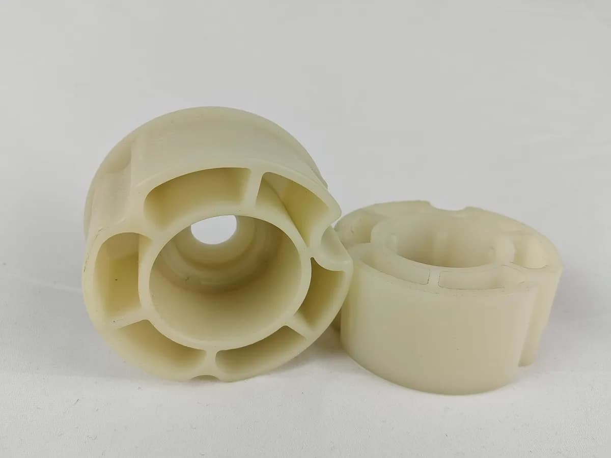 尼龙工程塑料件 3
