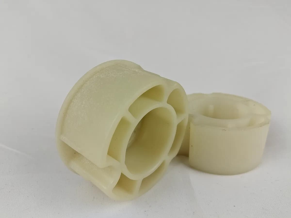 尼龙工程塑料件 4
